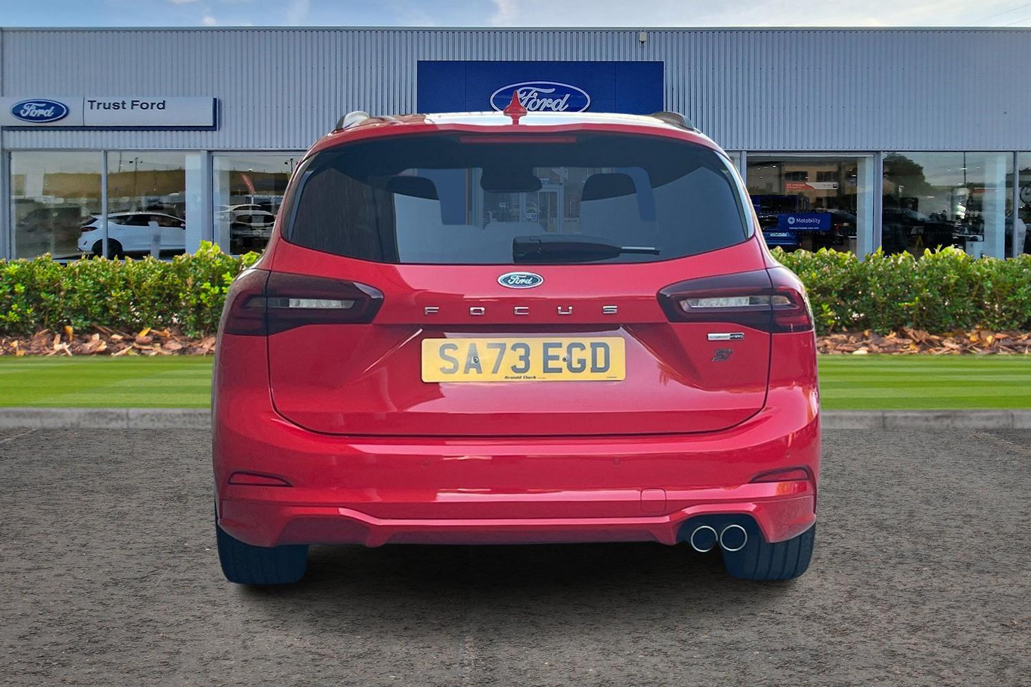 Ford Focus Photo 6