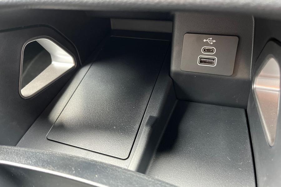 Ford RANGER Photo autoimg-7b00b199b7b9dce675f9ea8344404c4edc31c94b.jpg