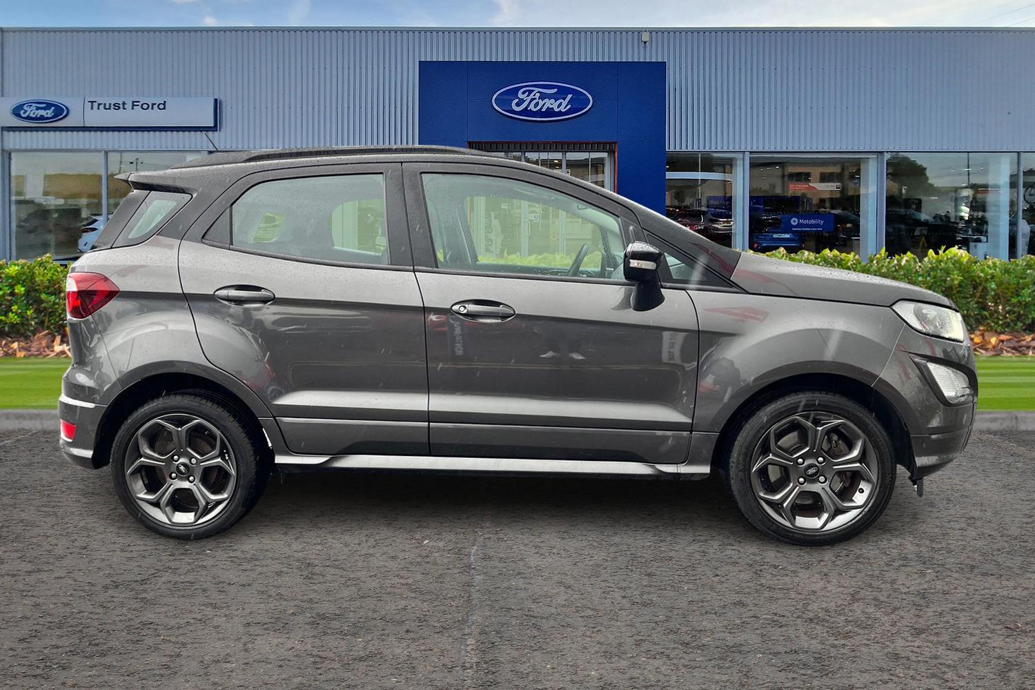 Ford EcoSport Photo 2