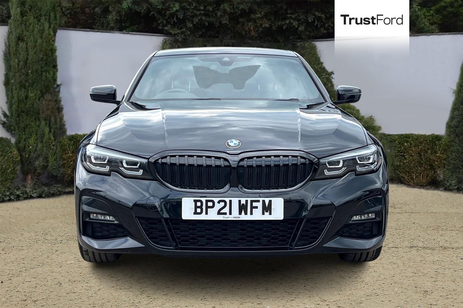 BMW 3 Series Photo 5