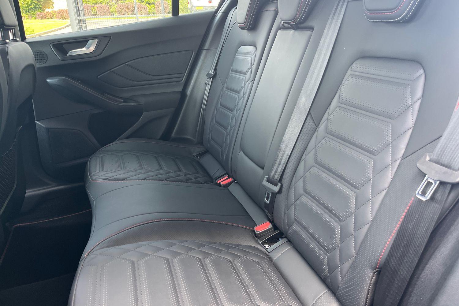 Ford Focus Photo 19