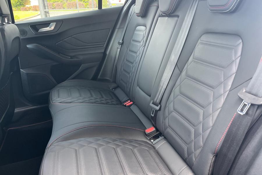 Ford Focus Photo autoimg-7b058b47416b061e2b9f4d0105a4e8a73e3f425e.jpg