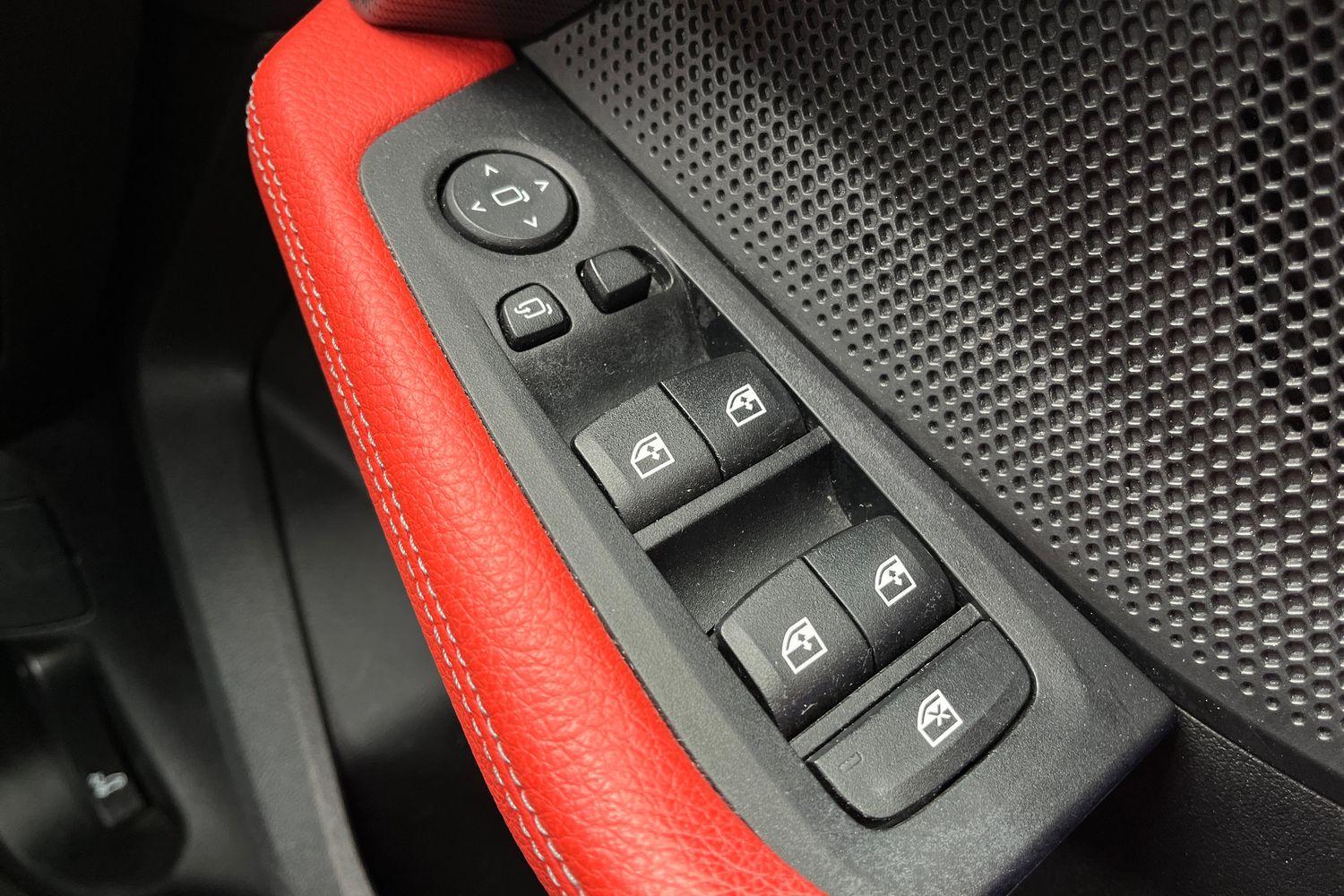BMW 2 SERIES Photo 15