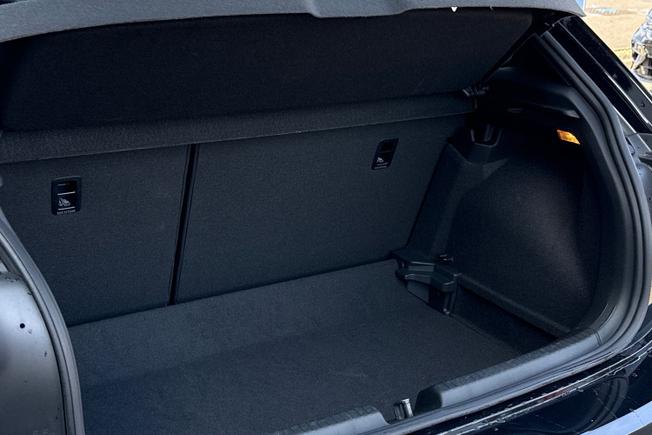 VOLKSWAGEN Polo Photo 49