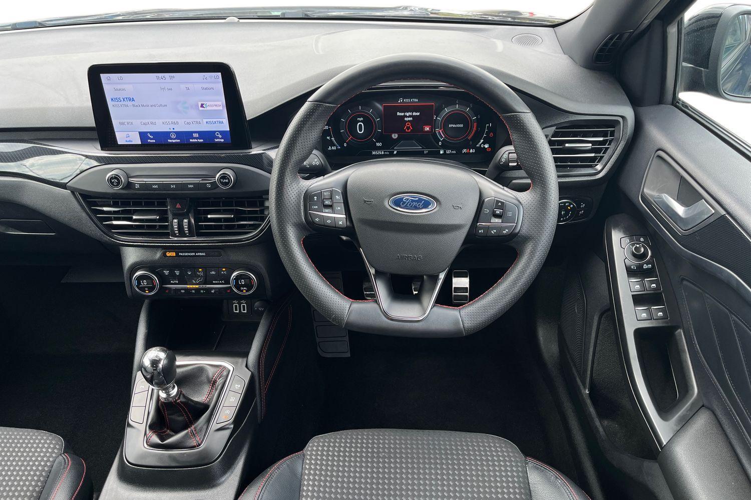 Ford FOCUS Photo 10