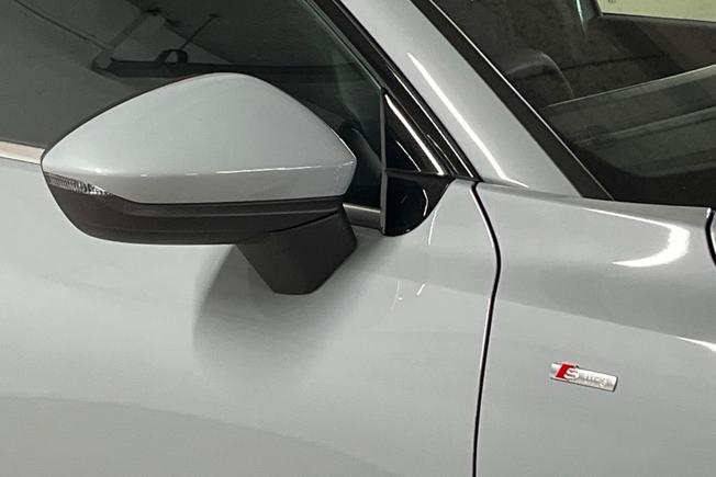 AUDI Q3 Photo 20
