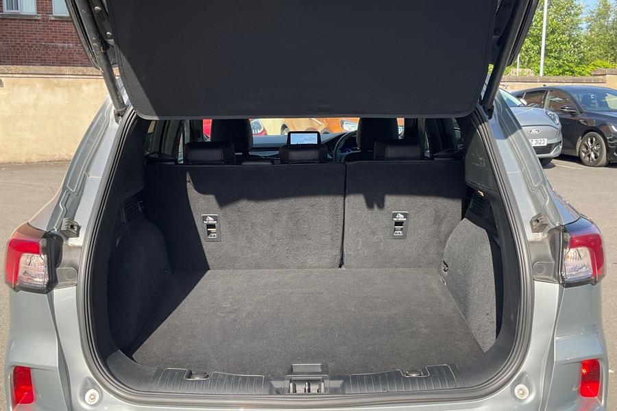 Ford KUGA Photo autoimg-7b0da22e3537531db63ab8a80213a075ebf516a7.jpg