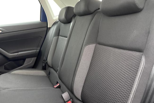 VOLKSWAGEN Polo Photo 9