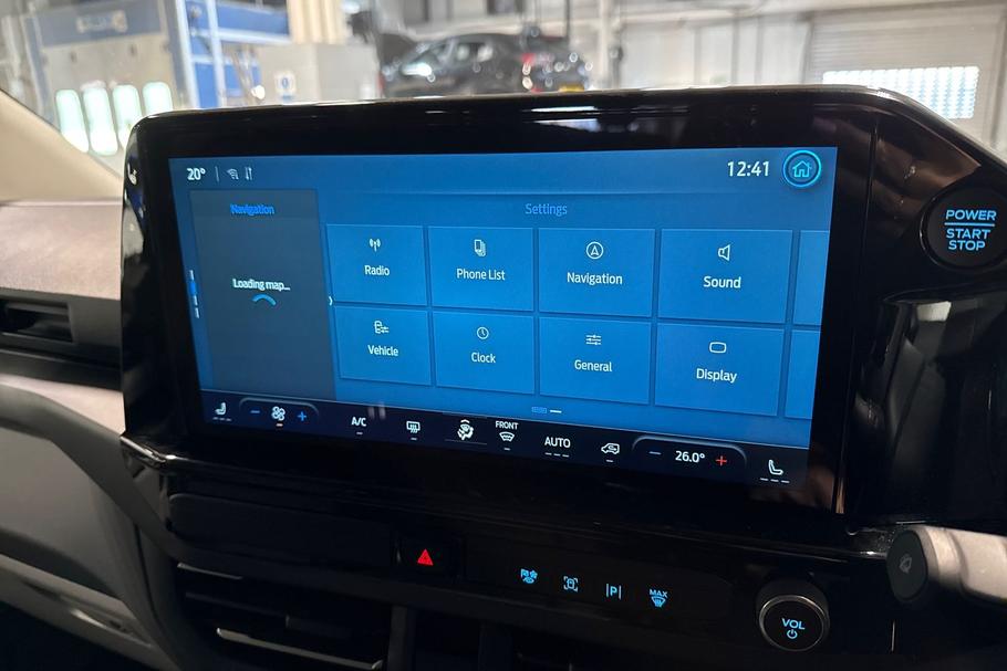 Used Ford TOURNEO CUSTOM 26