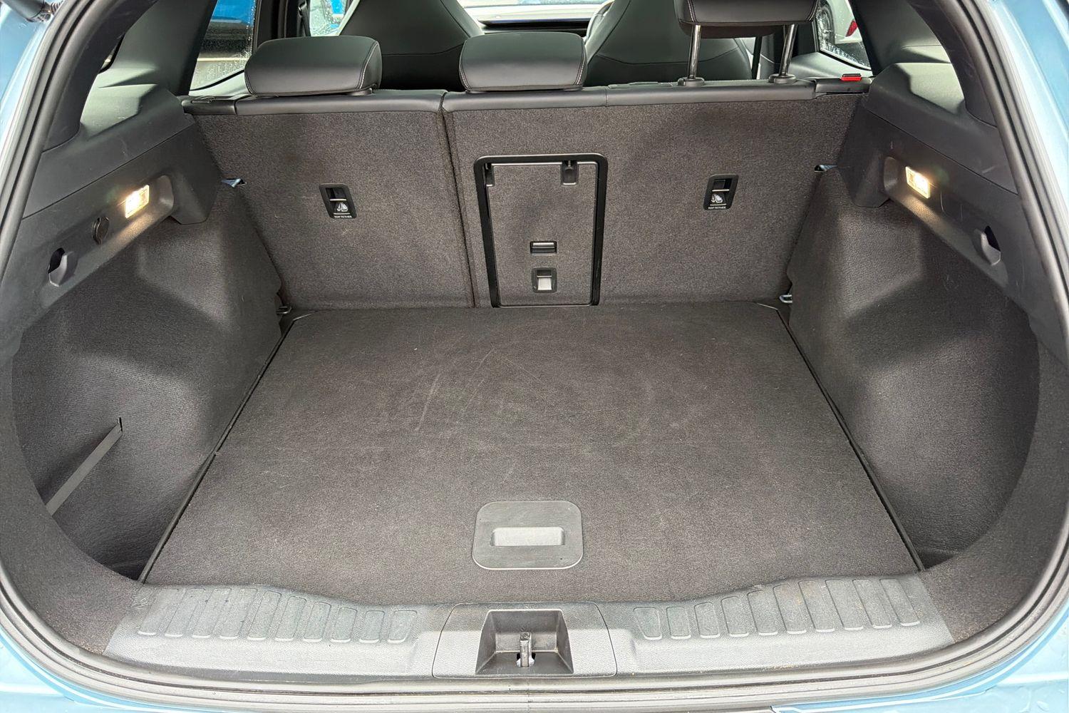 Ford EXPLORER Photo 20