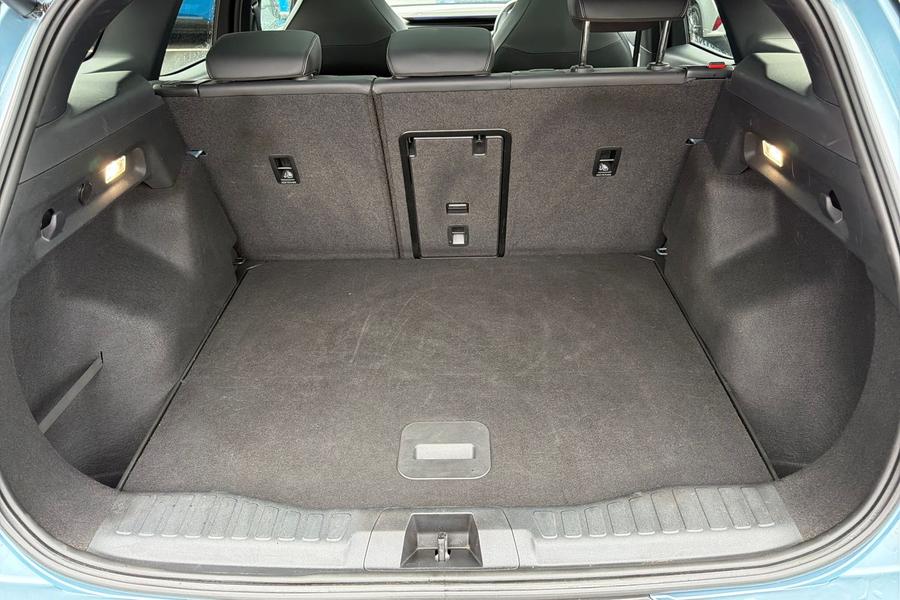Ford EXPLORER Photo autoimg-7b15a145fb1bafad196a44d67a3df2a5bf9d3a02.jpg