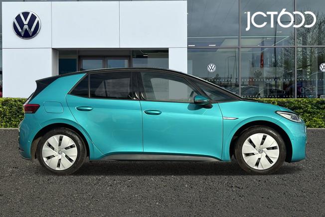 VOLKSWAGEN ID.3 Photo 4