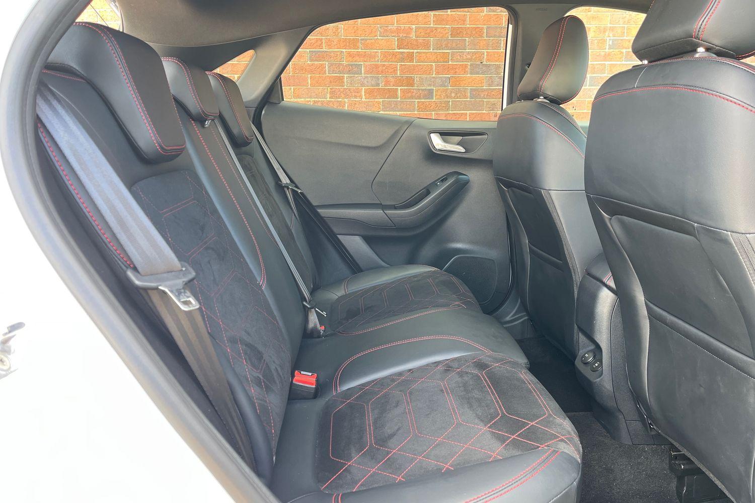 Ford Puma Photo 26