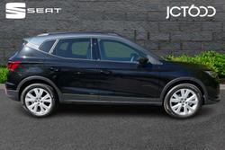 SEAT Arona Photo 4