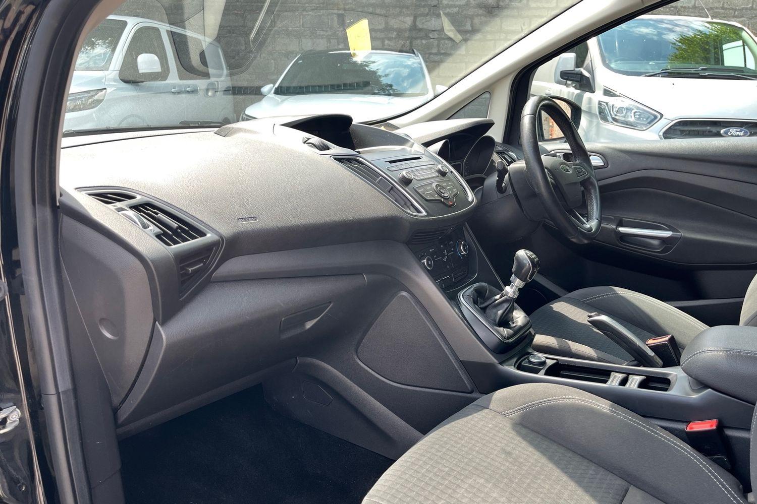 Ford C-MAX Photo 17