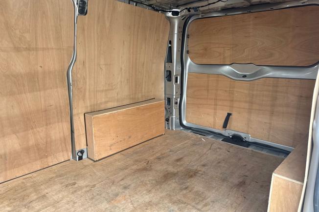 VOLKSWAGEN Transporter Photo 9