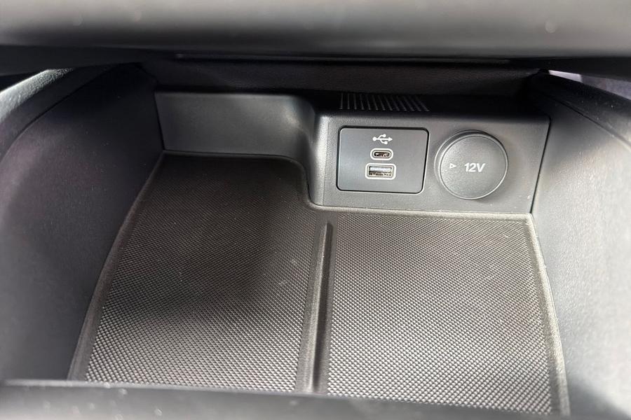 Ford Focus Photo autoimg-7b2acdde3909edf9836982af54f27bc3b6329755.jpg
