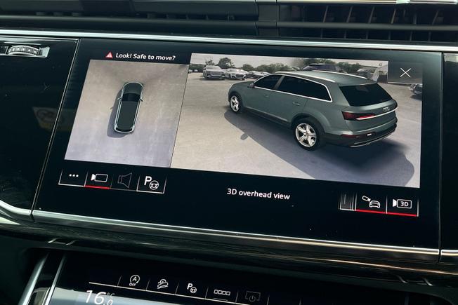 Audi SQ7 Photo 32