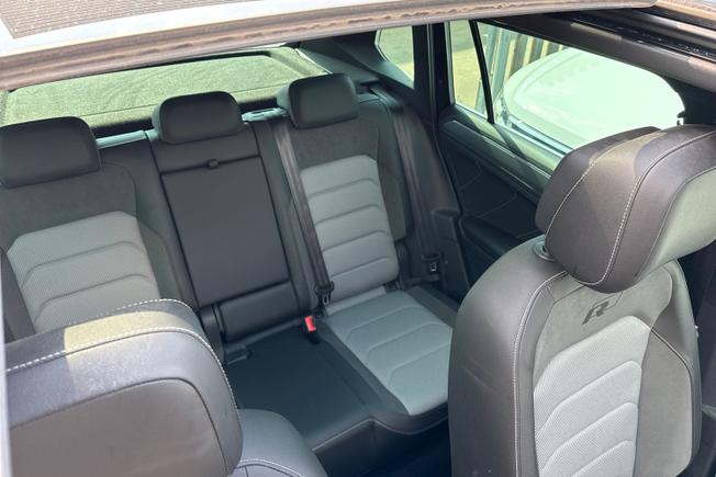 VOLKSWAGEN Tiguan Photo 29