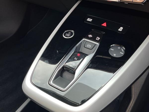 Audi Q4 e-tron Photo autoimg-7b31ae0bc3f9768d44eafe4a15005c417efc7944.jpg