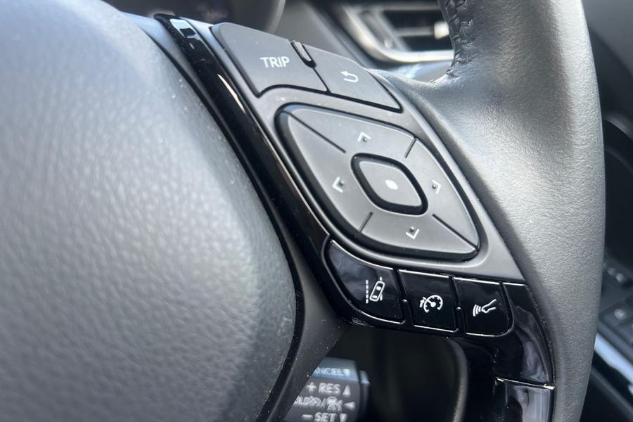 Toyota C-HR Photo autoimg-7b331539d8a458745613a6b83d11d10778397971.jpg