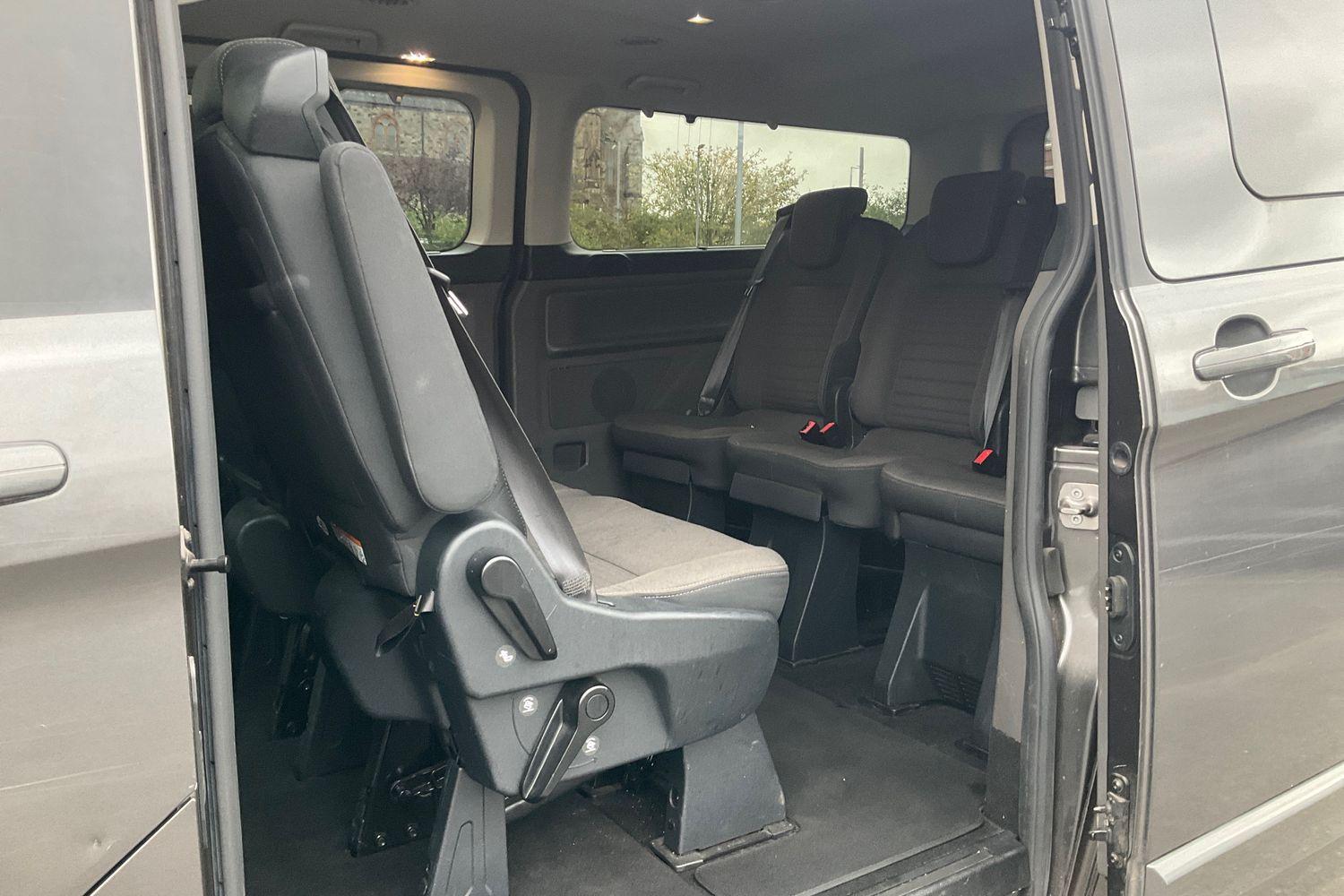 Ford TOURNEO CUSTOM Photo 3