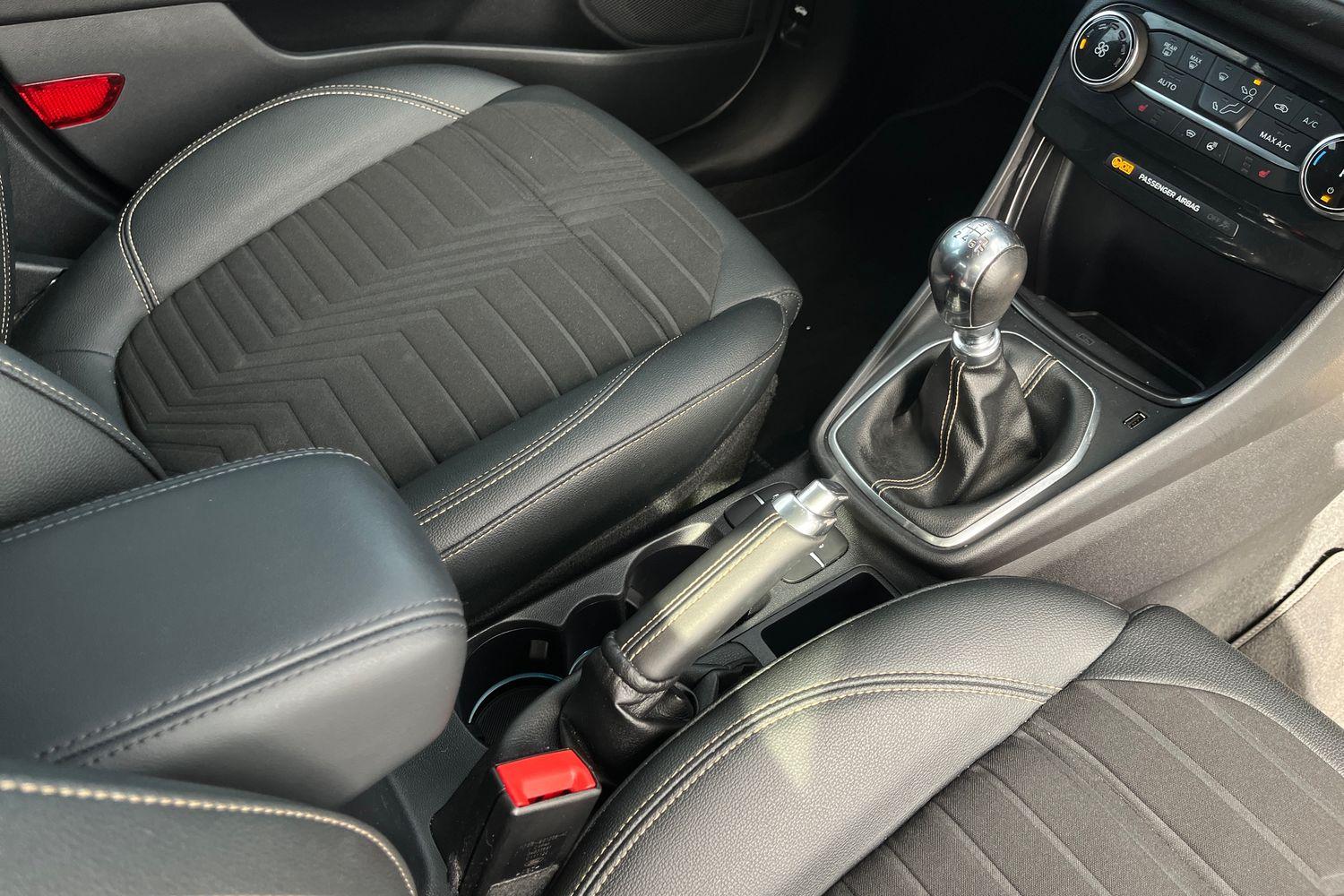 Ford PUMA Photo 36
