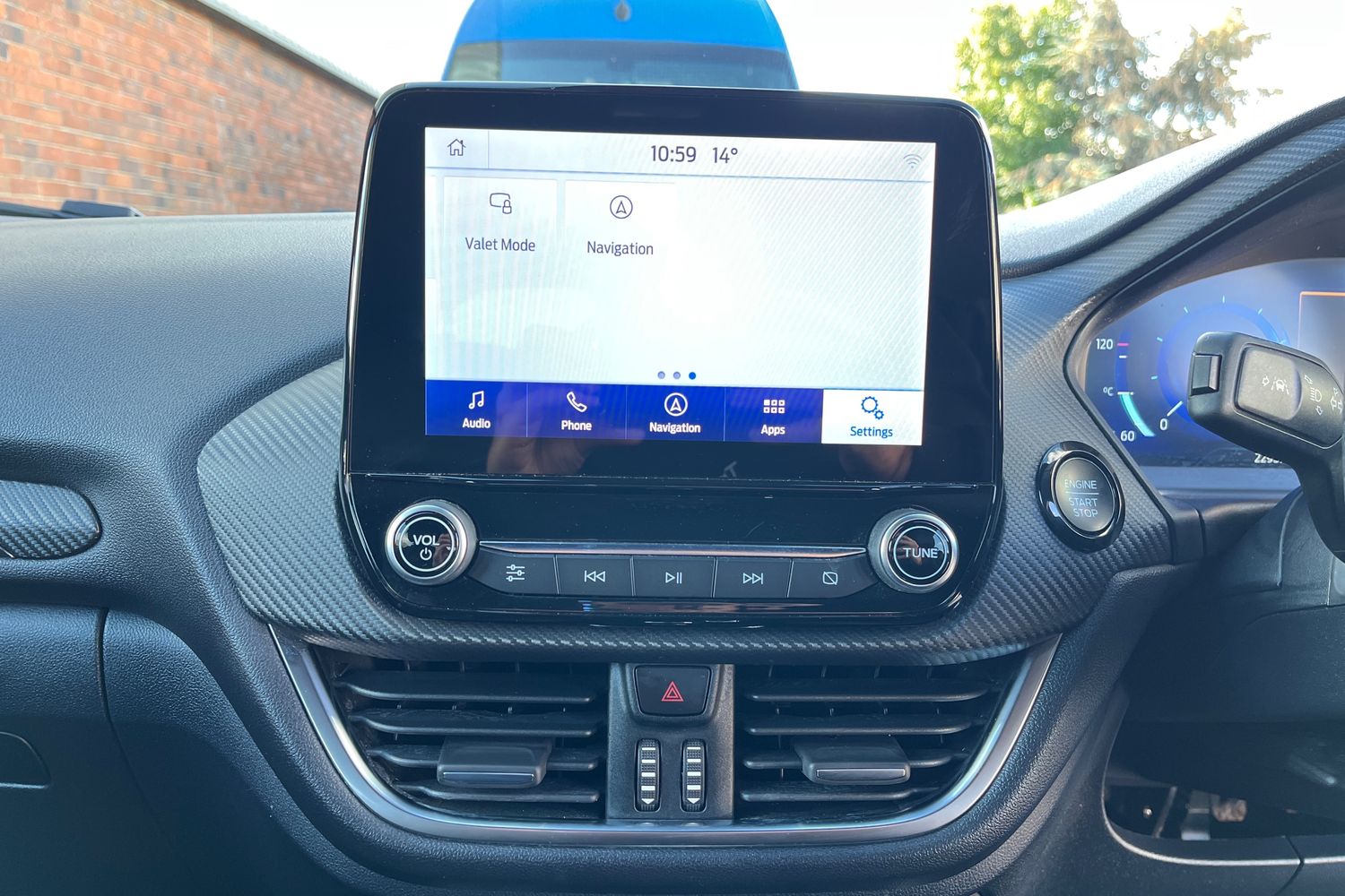 Ford Puma Photo 35