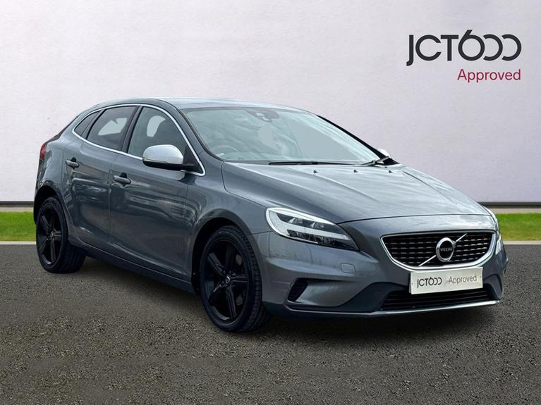 Used 2016 VOLVO V40 2.0 T2 R-Design Hatchback 5dr Petrol Manual Euro 6 (s/s) (122 ps) Grey at JCT600