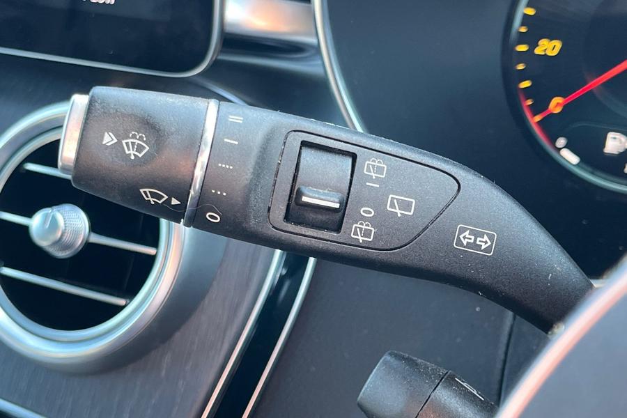 Mercedes-Benz GLC Photo autoimg-7b410d9114ed353c5e2f29b1ff4f6c3bfb47368f.jpg