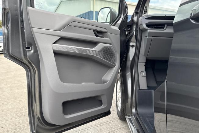 VOLKSWAGEN Transporter Photo 50