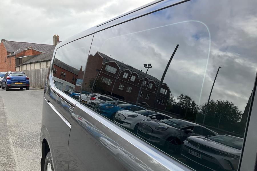 Ford TOURNEO CUSTOM Photo autoimg-7b4998b38dab614f1c696b3be527971e69476f7c.jpg