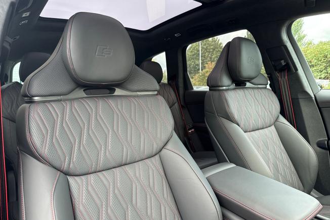 AUDI Q7 Photo 43