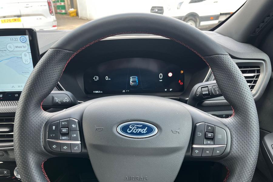 Ford KUGA Photo autoimg-7b533d8e099ed881e7333dca4412e2edfddd28f3.jpg