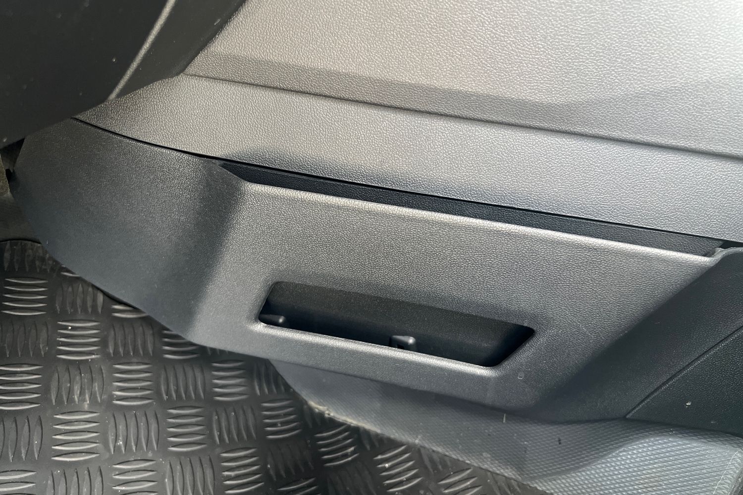 Ford TRANSIT COURIER Photo 28