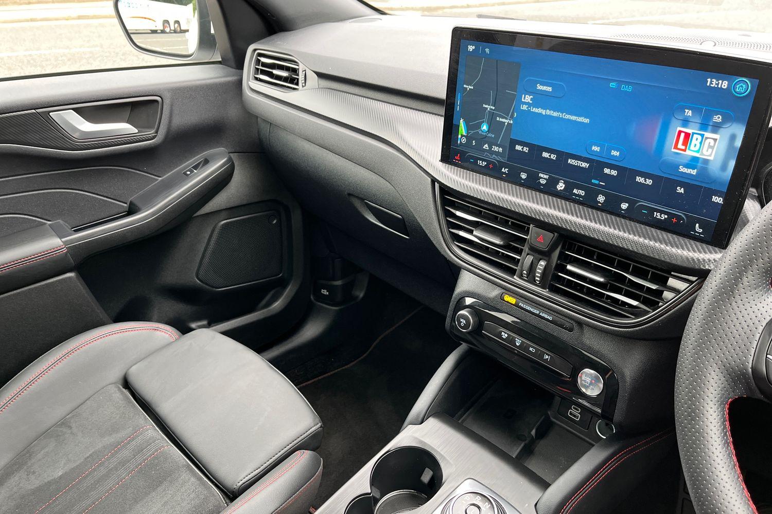 Ford KUGA Photo 23
