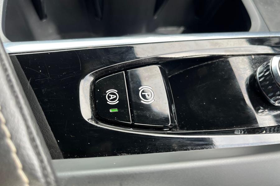 Volvo XC60 Photo autoimg-7b5831e3634574f8c276fd54fe832293360691aa.jpg