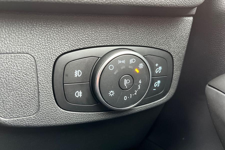 Ford FOCUS Photo autoimg-7b59ec4f65992650ccd2dfc3b750f20ac534bbdc.jpg