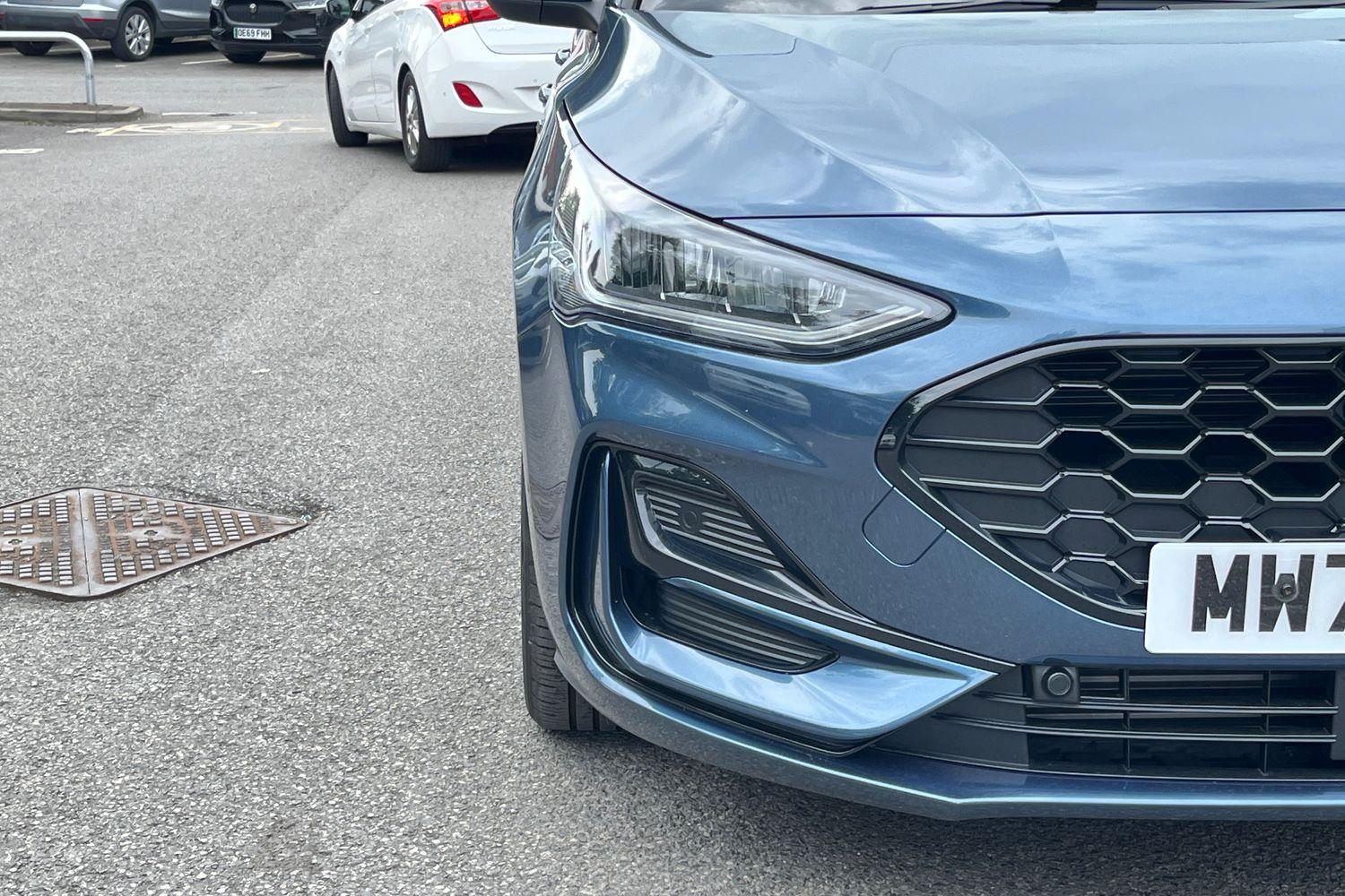 Ford FOCUS Photo 26