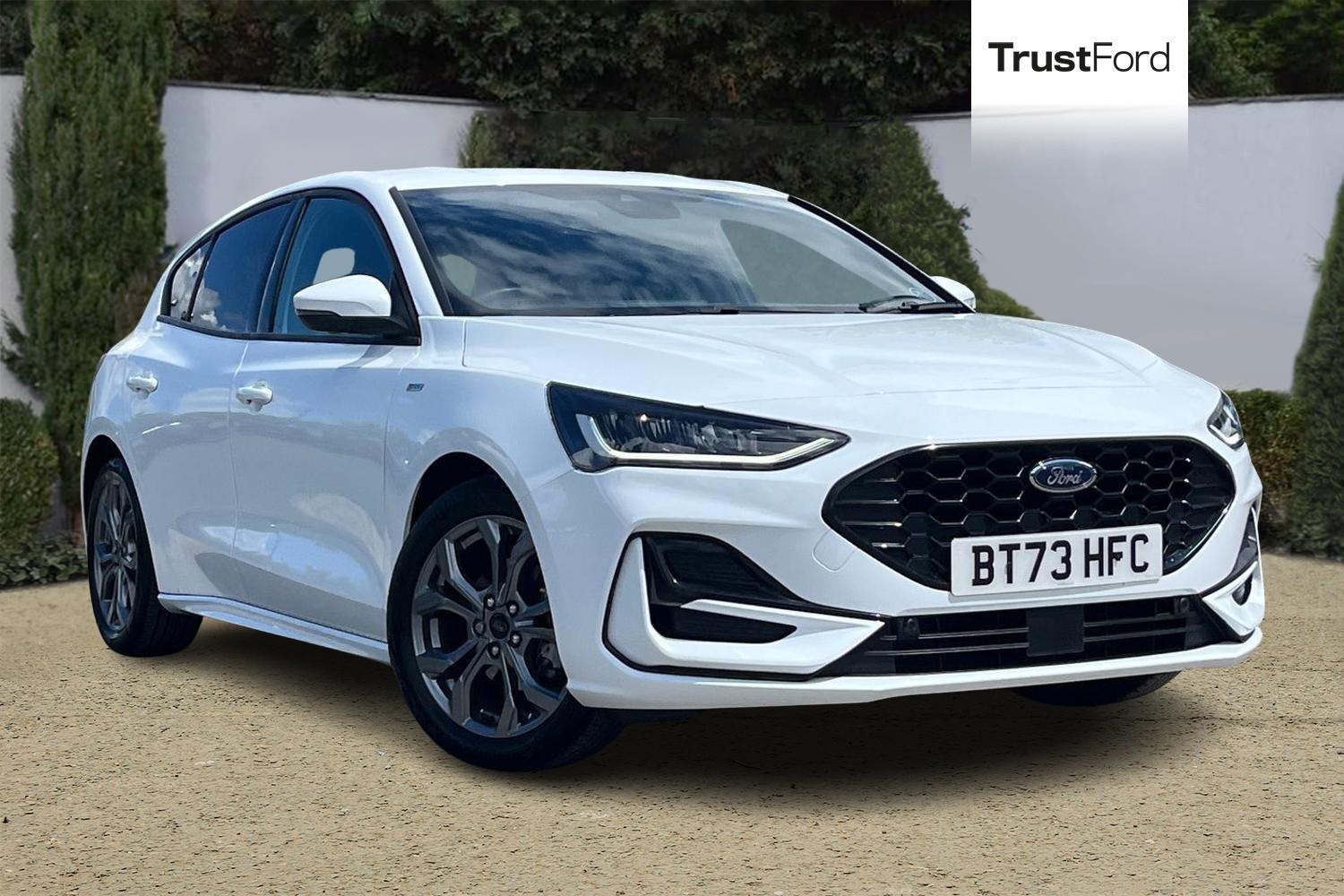 Ford Focus Photo 0