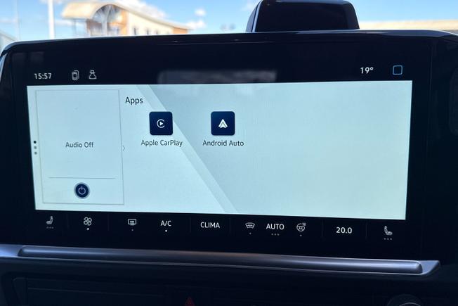 VOLKSWAGEN Transporter Photo 14