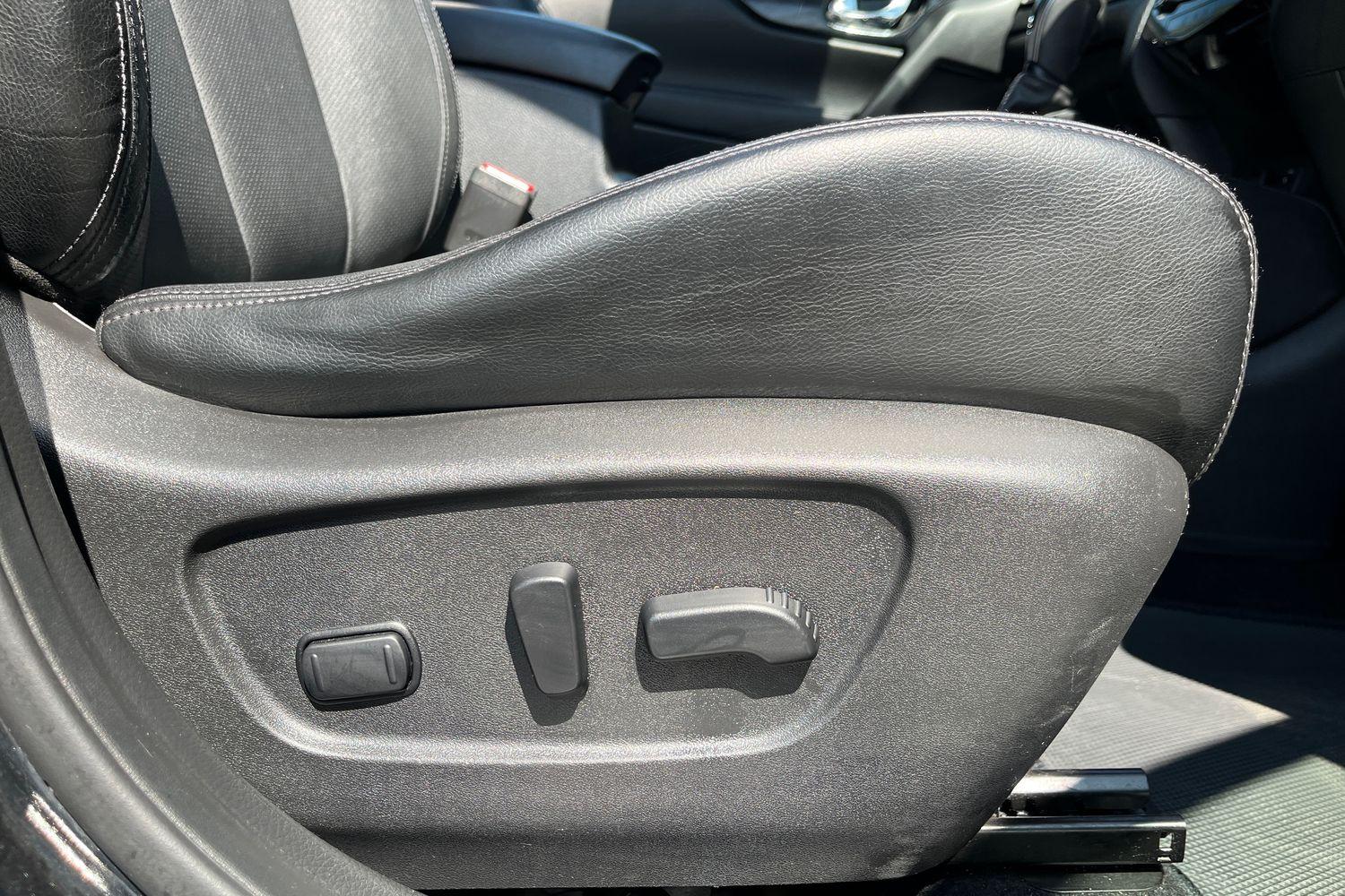 Nissan X-TRAIL Photo 36