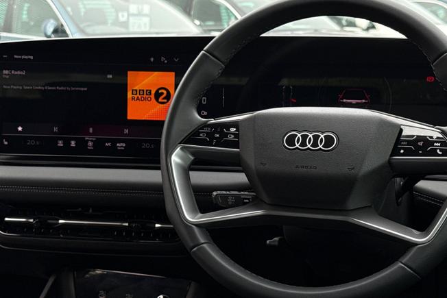 AUDI A6 E-Tron Sportback Photo 41