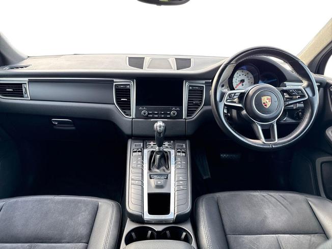 Porsche Macan Photo 10