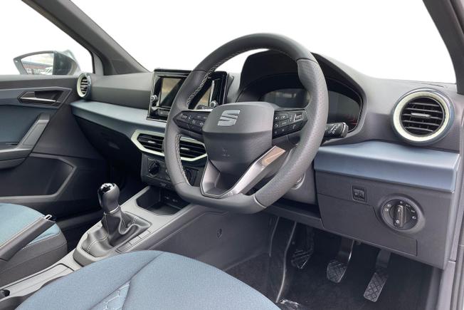 SEAT Arona Photo 6