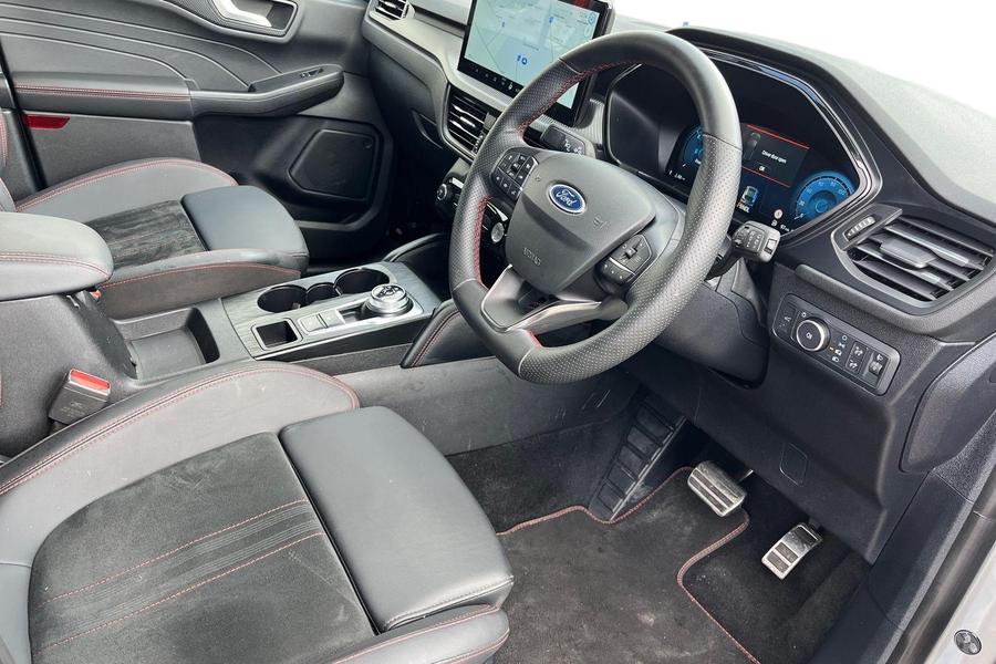 Ford Kuga Photo autoimg-7b609c1690e69ffa3f6199afa0310355b74928de.jpg