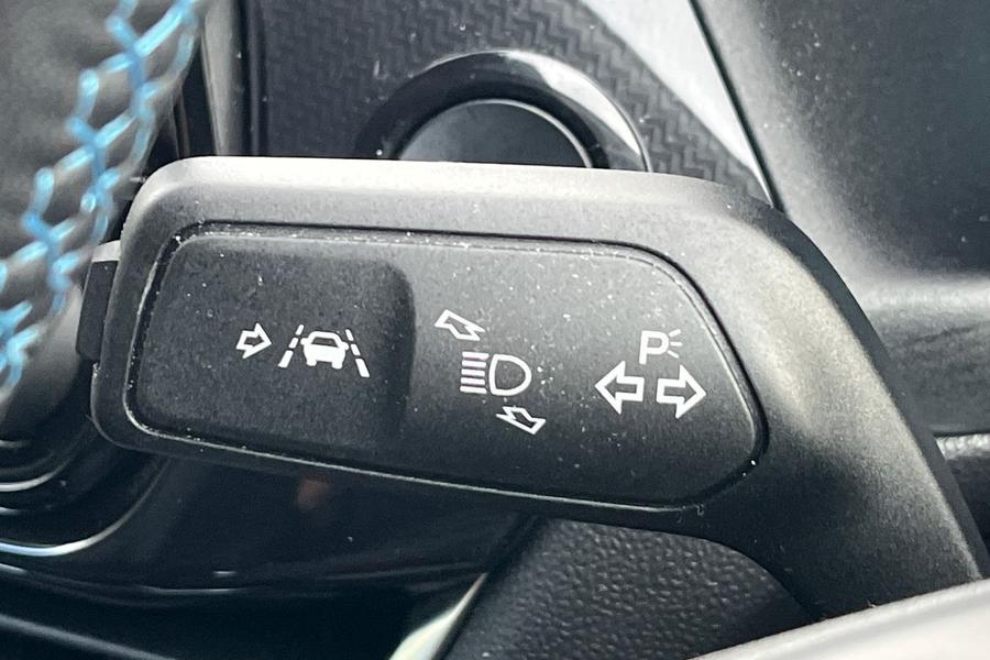 Ford Fiesta Photo autoimg-7b61f63d071f770ce30d84cacb20465a6cb8abca.jpg