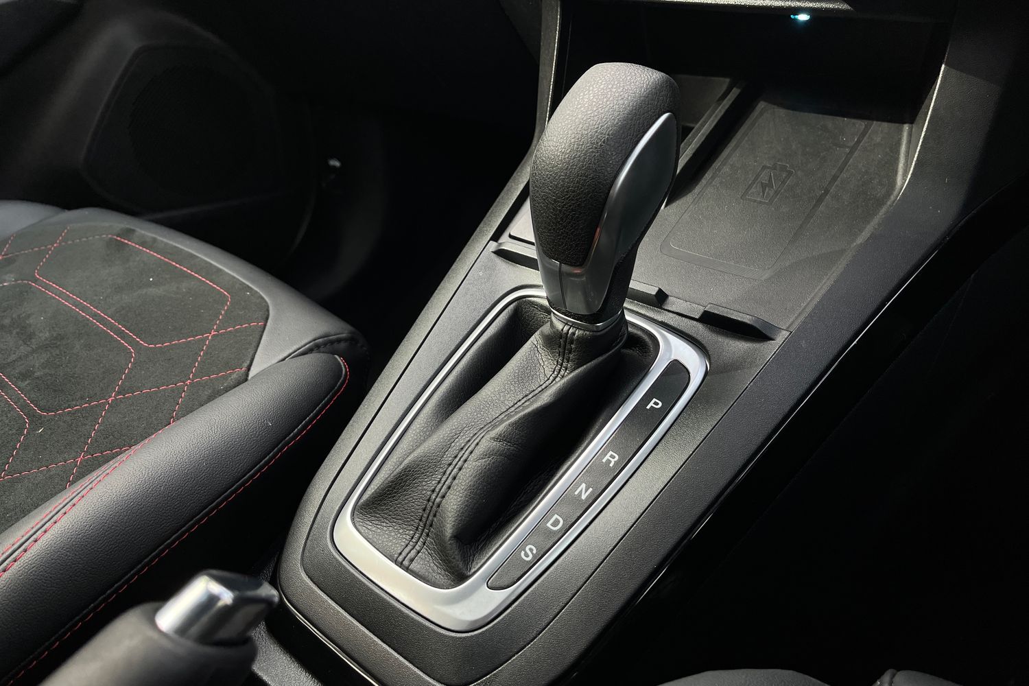 Ford Puma Photo 34