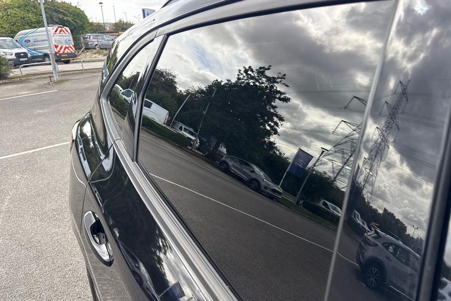 Ford KUGA Photo autoimg-7b62e067fd3c986c6516ae8f514a0426bc395f90.jpg