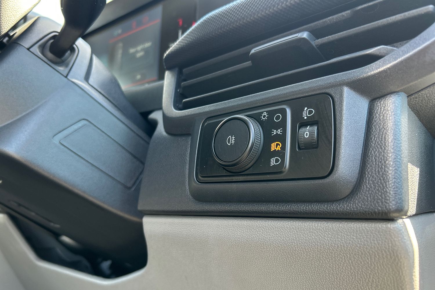 Ford E-TRANSIT CUSTOM Photo 26